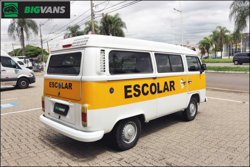 Kombi 2012 Escolar Std 1.4 Flex 9 Lugares Branca (5745)