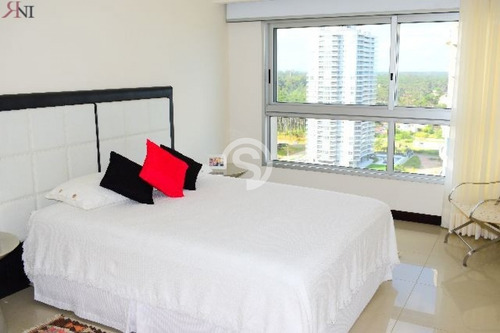 Apartamento En Alquiler, Brava- Ref: 2997