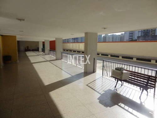 Imagem 17 de 18 de Apartamento De Frente 2 Quartos E 1 Vaga Para Venda Em Santa Rosa, Niterói-rj - Ap00716 - 34896135
