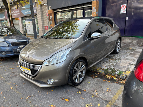 Peugeot 208 1.6 Xy