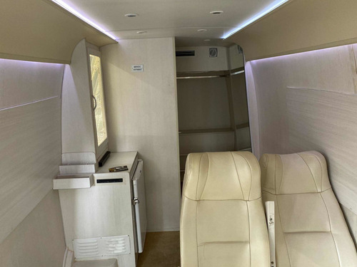 Imagem 11 de 15 de Sprinter 413 Super Luxo Jet Van ( Moto Home )