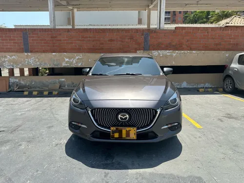 Mazda 3 2.0 Touring At