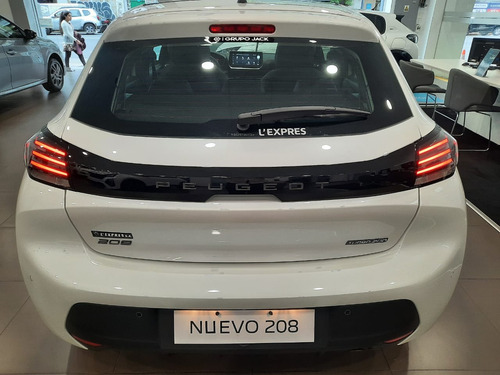 Peugeot 208 1.0T Allure Pack