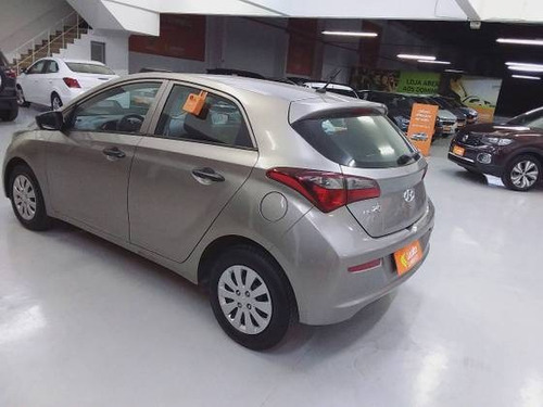 Imagem 6 de 9 de Hyundai Hb20 1.0 Unique 12v Flex 4p Manual