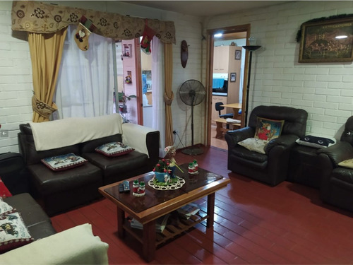 Excelente Casa Maipu Ciudad Satélite 2 Pisos- 2d 1b Esta