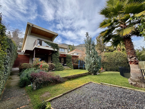Casa Remodelada En El Arrayan / Lo Barnechea