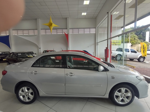 Imagem 11 de 14 de Toyota Corolla 2011 1.8 16v Gli Flex Aut. 4p