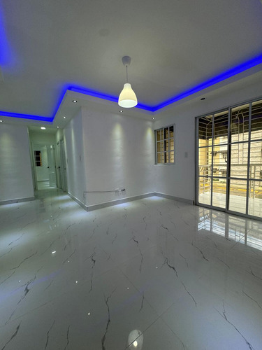 Vendo Apartamento En San Isidro, Residencial Con Parque