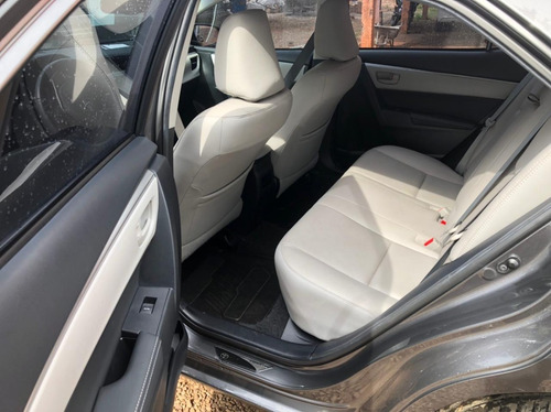 Toyota Corolla Xei 2015