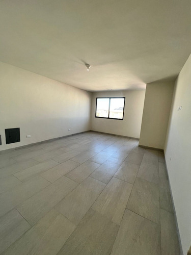 Imagen 9 de 22 de Preciosa Casa En Venta Con 5 Habitaciones Y Roof Garden En Privada Slp
