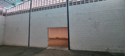 Imagen 10 de 30 de Galpon En Alquiler Los Guayos 1420 Metros, Excelente Ubicacion , Isomar Gubaira Remax Cod179348