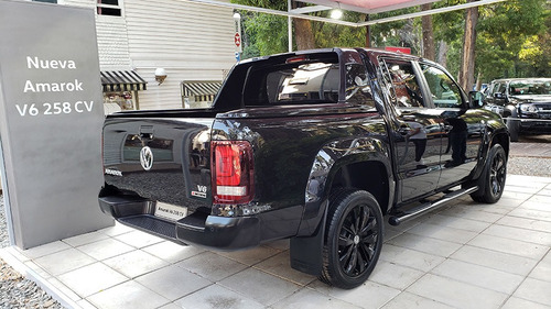 Imagen 4 de 7 de Volkswagen Amarok 2022 3.0 V6 Extreme Black Style