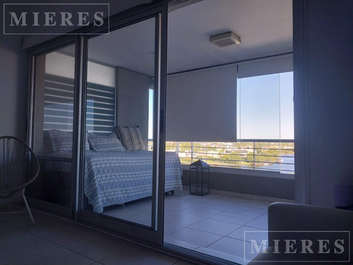 Monoambiente En Edificio El Faro, Portezuelo, En Alquiler Anual Amoblado.