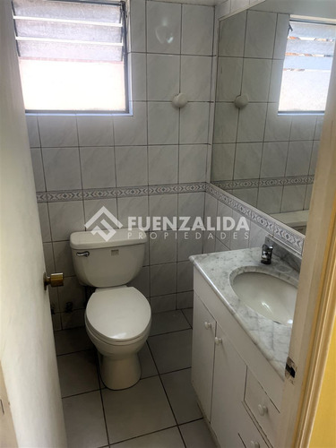 Casa Familiar En Venta De 4d 4b En Ciudad Satelite Maipú