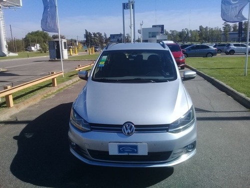 Volkswagen Suran 1.6 Highline 2015 C/ 56600 K - Car One -ez