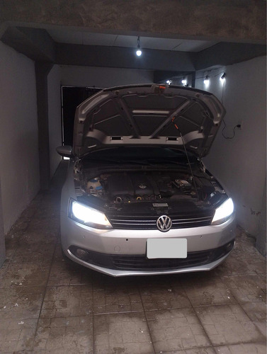 Volkswagen Vento 2.5 Luxury 170cv
