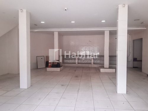 Imagem 2 de 13 de Ampla Loja Com Fácil Acesso Aos Cliente Em Corrêas - 11220