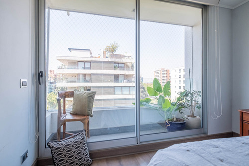 Barrio Las Lilas: Colegio San Ignacio Y Conectividad
