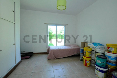 Venta Casa - Barrio Las Araucarias - A 300mts De Panamericana