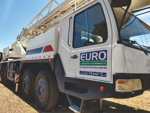 Imagem 1 de 13 de Guindaste Capacidade 75ton , Marca Zoomlion Ano 12/12 - 2715