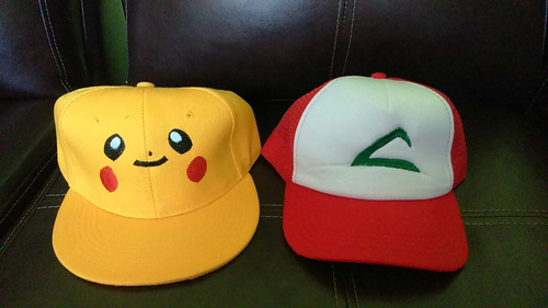 Gorros Bordados De Pokemon Pikachu Y Ash  Equipos,etc Gorros