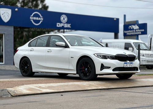 BMW Serie 3 330E Urban