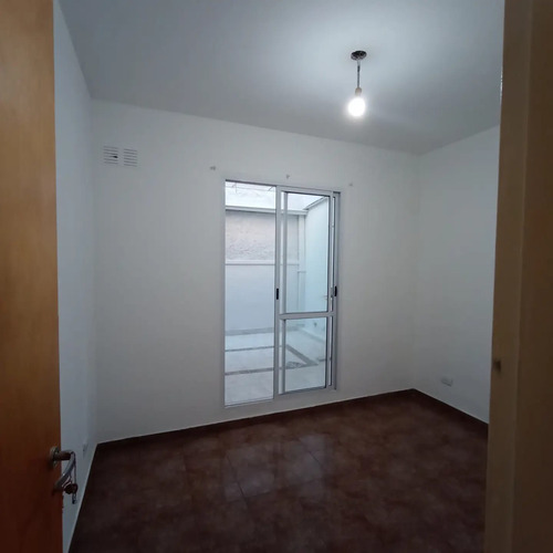 Imagen 5 de 11 de Departamento En Venta En Ramos Mejia