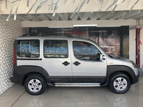Imagem 4 de 14 de Fiat Doblò Adventure Locker 1.8 16v (flex)