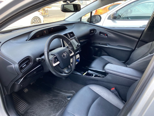 Toyota Prius Premium Modelo 2017