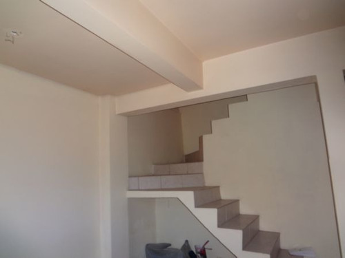 Casa Em Partenon Com 3 Dormitórios - Pj2703