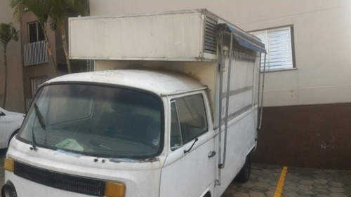 Imagem 8 de 11 de Food Truck Bombi