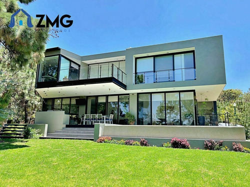 Residencia De Lujo En El Cielo Colinda Con Green Solo Exigen