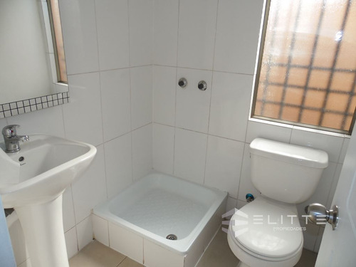Casa En Arriendo De 4 Dormitorios 3 Baños En Talagante