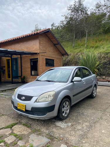 Kia Rio 1.6 4 p