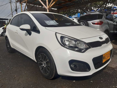 Kia Rio 1.4 4 P