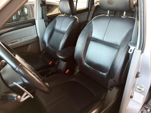 Imagen 12 de 15 de Mitsubishi Montero Sport 2014