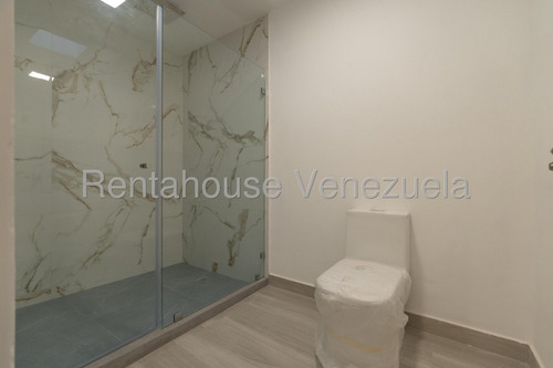 Casa (duplex) En Venta En El Cafetal, Distrito Metropolitano 25-17659
