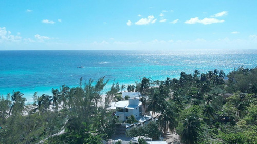 Lote Residencial Con Club De Playa Canchas Deportivas, Casa