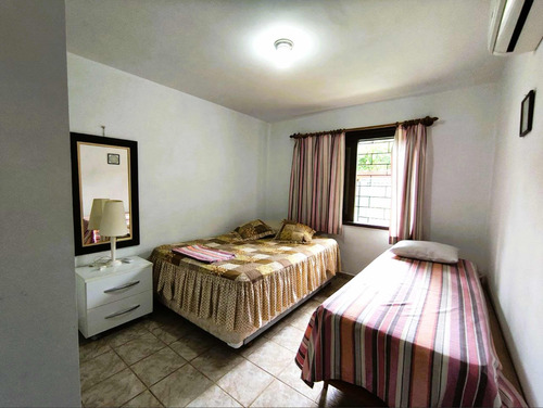 Casa Com 5 Quartos Na Prainha