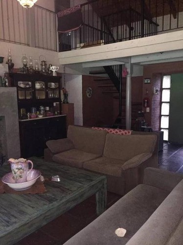 Casa En Pilar Barrio La Reserva-890 M2 Totales De Terreno-hermoso Chalet En Pilar