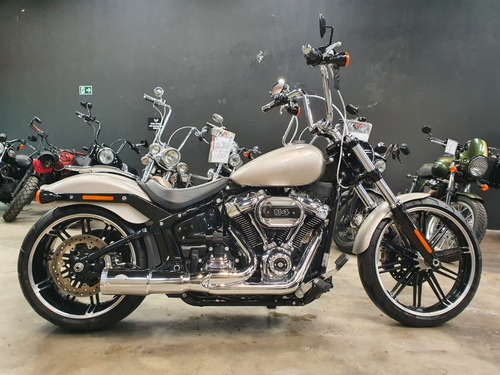 Imagem 3 de 11 de Harley Davidson Breakout 114 2018