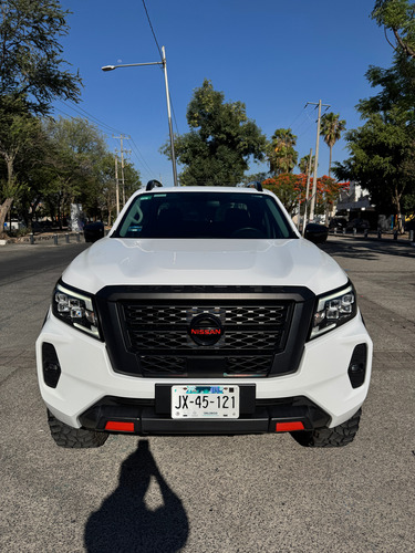 Nissan Frontier PRO-4X 4x4