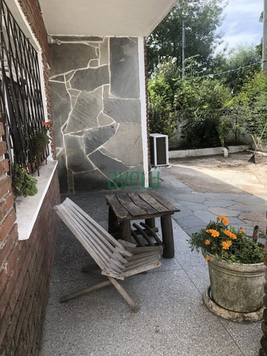 Muy Linda Casa En Venta !!! Gran Oportunidad !!!- Ref: 1388