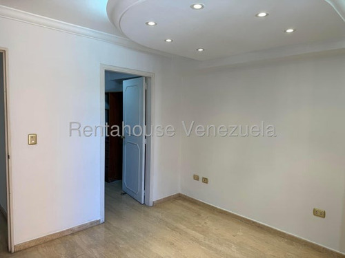 Venta De Apartamento En Prados Del Este. Mls 25-18966. Ycl.