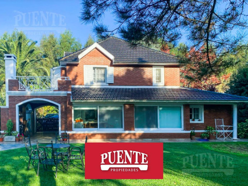 Imagen 2 de 15 de Casa - Solar Del Bosque - Venta Con Renta