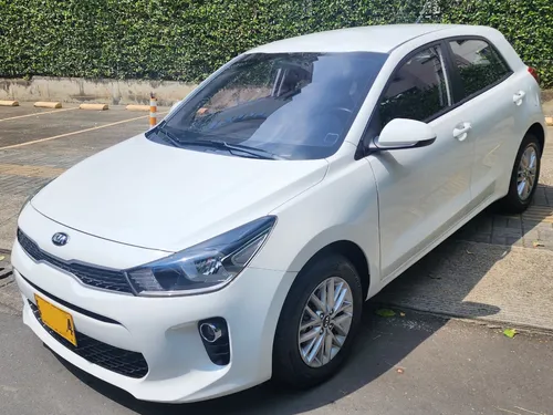 Kia Rio 1.4 Emotion Hb