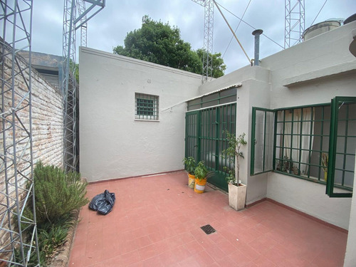 Venta Complejo Locales Alto Alberdi Casa 1 Dorm