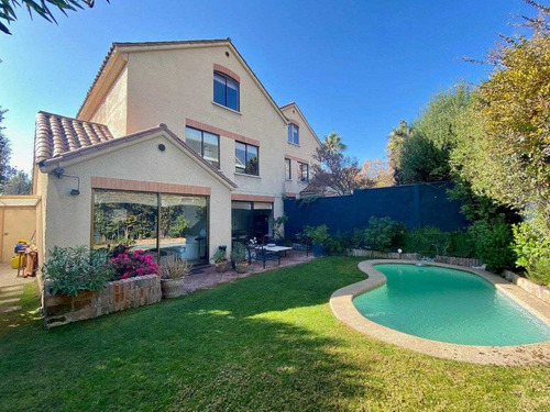 Imagen 1 de 16 de Bajó De Precio! Excelente Casa Con Muy Buena Ubicación