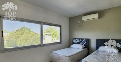 Casa En Venta Ubicado En Santa Catalina, Villanueva, Tigre