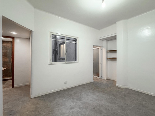 3 Ambientes En La Boca Con Muy Buen Acceso, Cerca Del Hospital Argerich - Ideal Primera Vivienda
